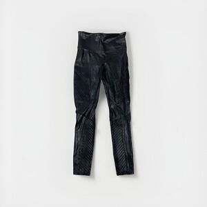 SPANX Quilted Faux Leather Moto Leggings Black Size Medium 20248R